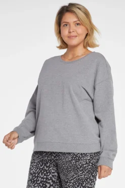 Basic Sweatshirt In Plus Size - Light Heather Grey 9 Basic Sweatshirt In Plus Size - Light Heather Grey -Nydj Apparel Shop WFTB8267 880 4