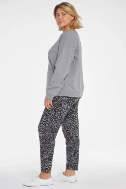 Basic Sweatshirt In Plus Size - Light Heather Grey 10 Basic Sweatshirt In Plus Size - Light Heather Grey -Nydj Apparel Shop WFTB8267 880 5