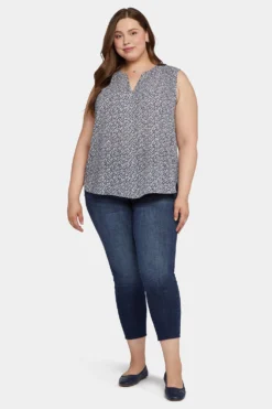 Sleeveless Pintuck Blouse In Plus Size - Lana Flower -Nydj Apparel Shop WGGT3256 U1054 5