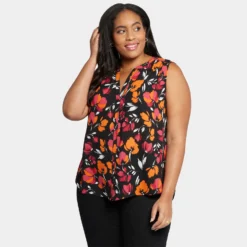 Sleeveless Pintuck Blouse In Plus Size - Tropical Waves -Nydj Apparel Shop WGGT3256 U1091 DPA