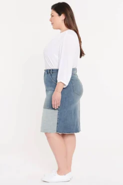 Midi Skirt In Plus Size - Clean Seline 8 Midi Skirt In Plus Size - Clean Seline -Nydj Apparel Shop WGTBSK8126 CLSE 4 a2ecd1e7 93ca 42b8 833c a5bea1ae4752