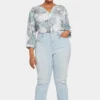 Margot Girlfriend Jeans In Plus Size - Dunes