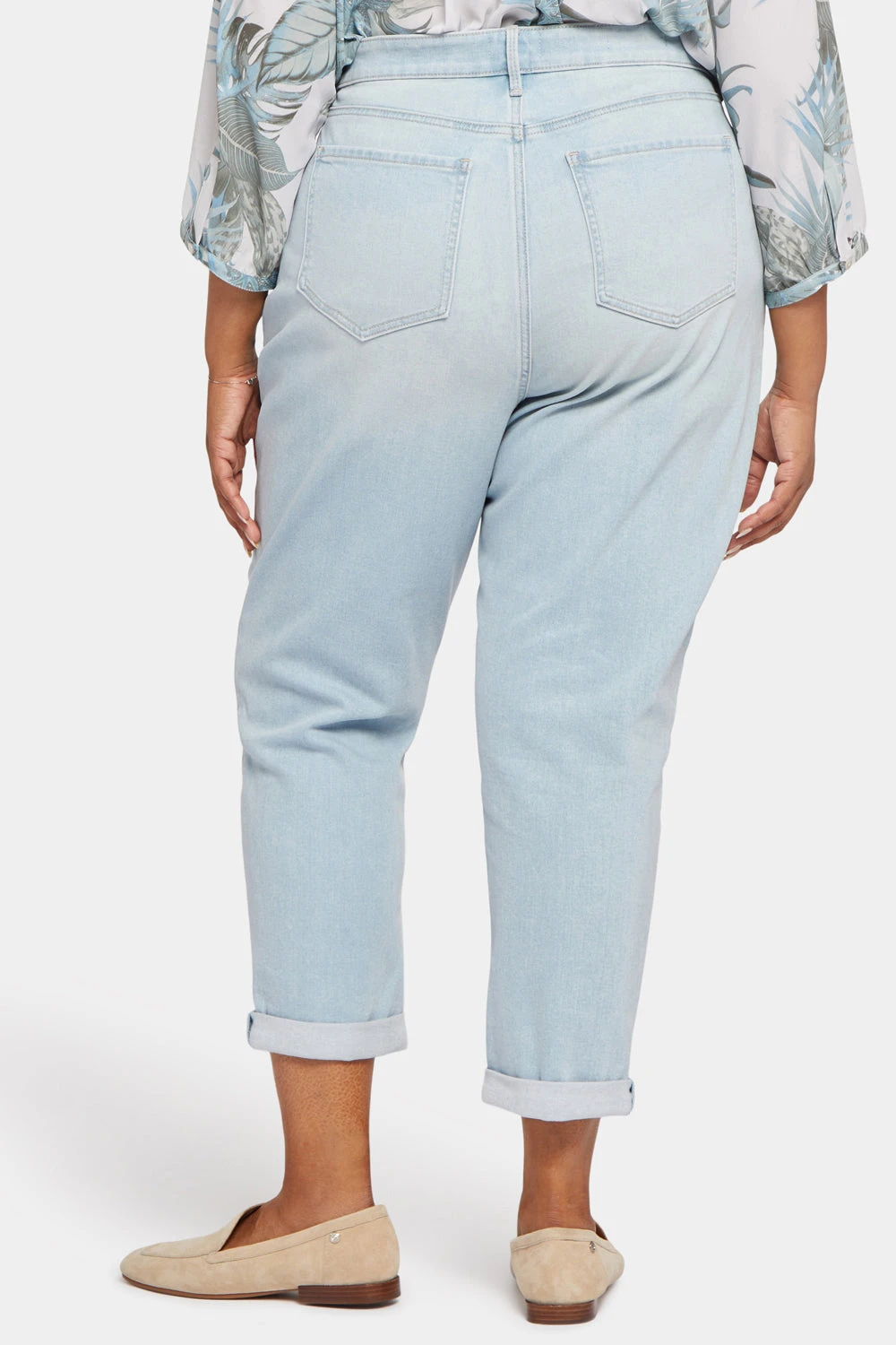 Margot Girlfriend Jeans In Plus Size - Dunes 2 Margot Girlfriend Jeans In Plus Size - Dunes - Image 2