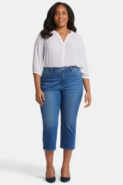Joni Relaxed Capri Jeans In Plus Size - Rockford -Nydj Apparel Shop WGWR8640 RKF 4