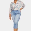 Chloe Capri Jeans In Plus Size - Quinta