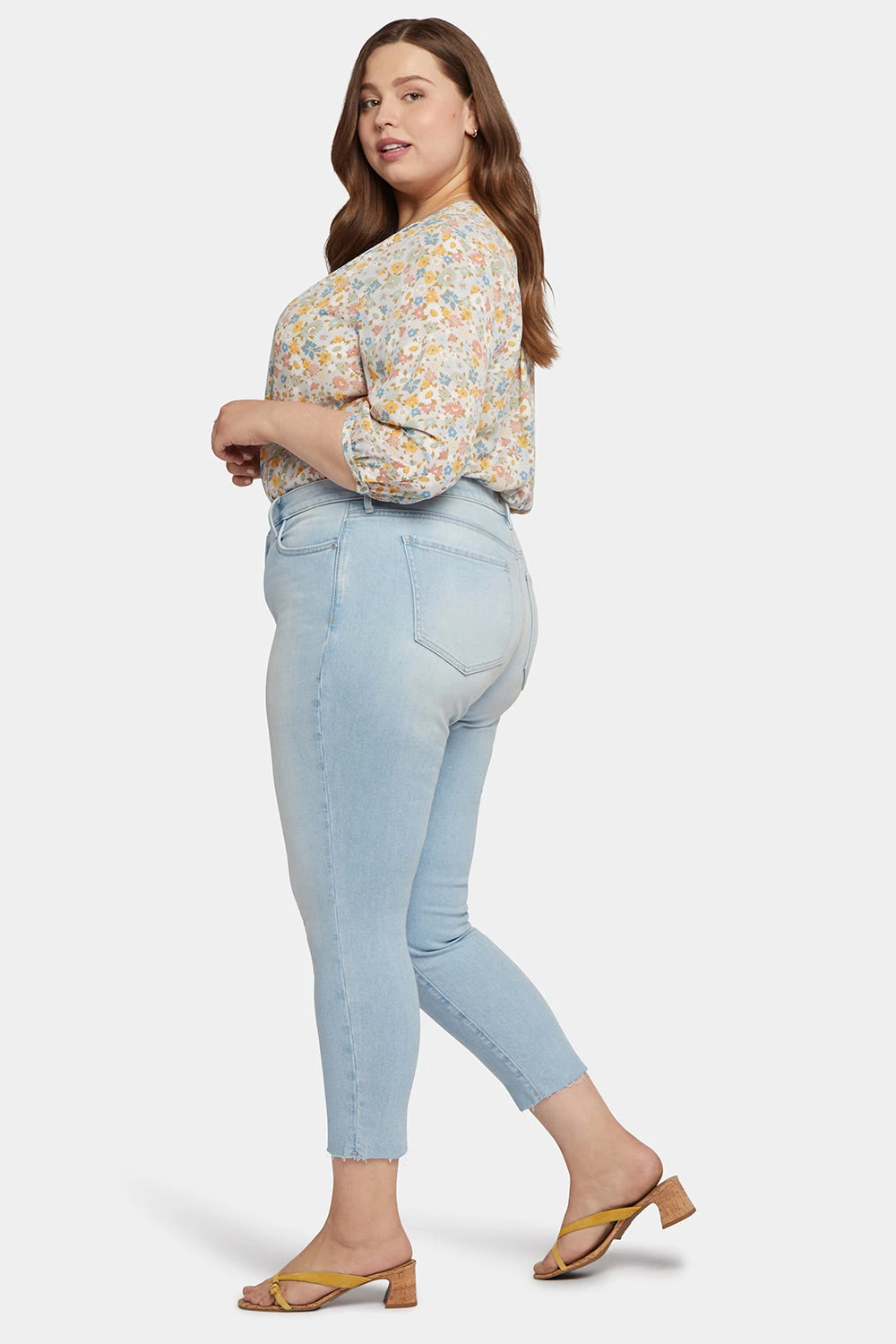 Alina Skinny Ankle Jeans In Plus Size - Dunes 5 Alina Skinny Ankle Jeans In Plus Size - Dunes - Image 5