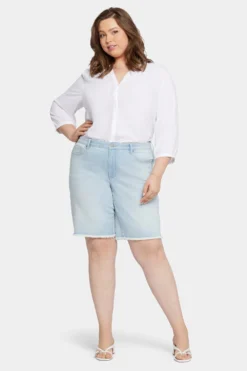 Boyfriend Denim Shorts In Plus Size - Brightside