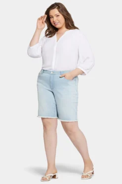 Boyfriend Denim Shorts In Plus Size - Brightside -Nydj Apparel Shop WGWRSH8563 BRTSD 5