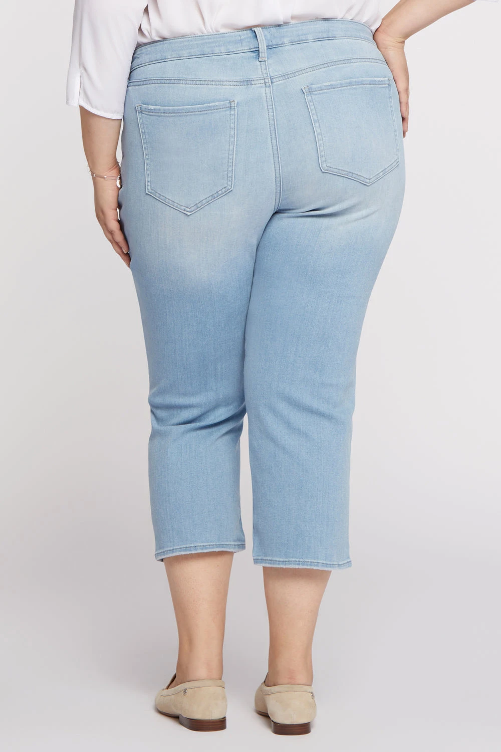 Relaxed Piper Crop Jeans In Plus Size - Hollander 2 Relaxed Piper Crop Jeans In Plus Size - Hollander - Image 2