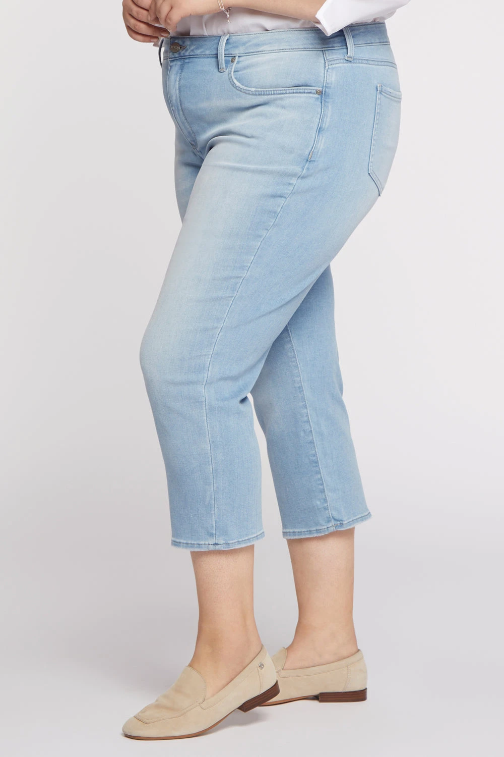Relaxed Piper Crop Jeans In Plus Size - Hollander 3 Relaxed Piper Crop Jeans In Plus Size - Hollander - Image 3