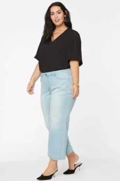 Teresa Wide Leg Ankle Jeans In Plus Size - Naomi