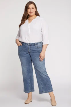 Teresa Wide Leg Ankle Jeans In Plus Size - Loire