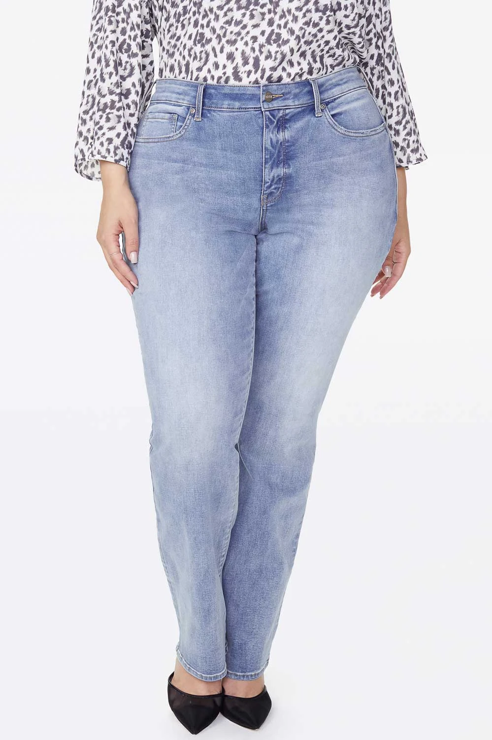 Marilyn Straight Jeans In Plus Size - Biscayne 4 Marilyn Straight Jeans In Plus Size - Biscayne - Image 4