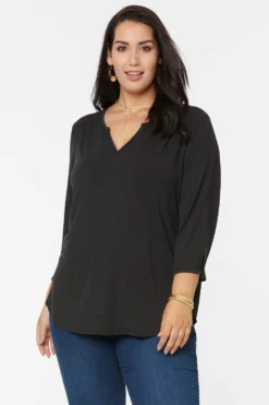 Perfect Tee In Plus Size - Black