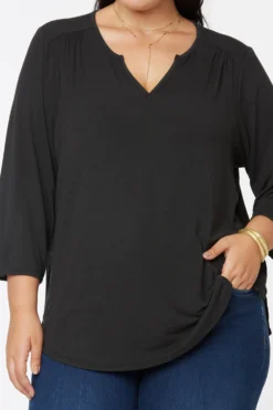 Perfect Tee In Plus Size - Black -Nydj Apparel Shop WLER3988 858 7 87fb1d22 b3dd 4532 8b99 4bb078840a94