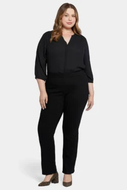 Bailey Relaxed Straight Pull-On Jeans In Plus Size - Black Rinse