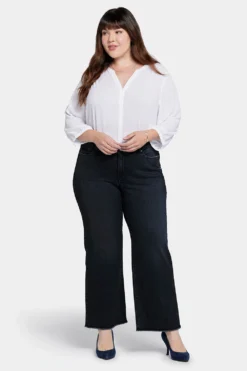 Teresa Wide Leg Ankle Jeans In Plus Size - Huntley