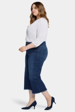 Patchie Wide Leg Capri Jeans In Plus Size - Fanciful -Nydj Apparel Shop WMNSCP8571 FNCFL 5