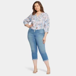 Chloe Capri Jeans In Plus Size - Mesmerize -Nydj Apparel Shop WMYSCP8718 MSMRZ DPA