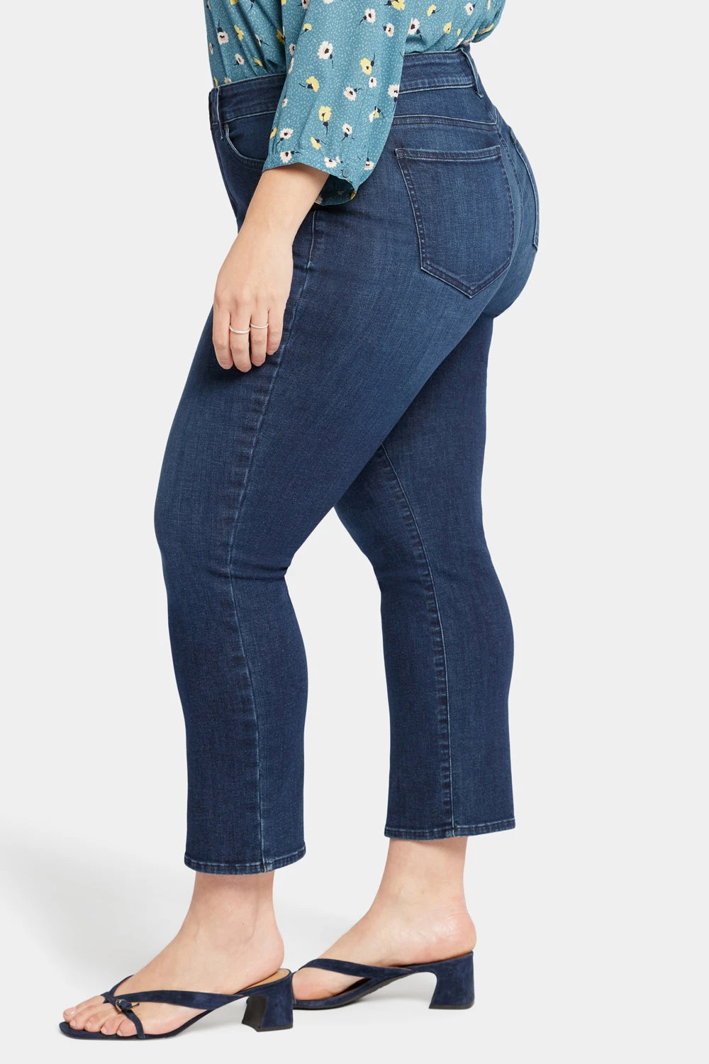 Marilyn Straight Ankle Jeans In Plus Size - Breathtaking 3 Marilyn Straight Ankle Jeans In Plus Size - Breathtaking - Image 3