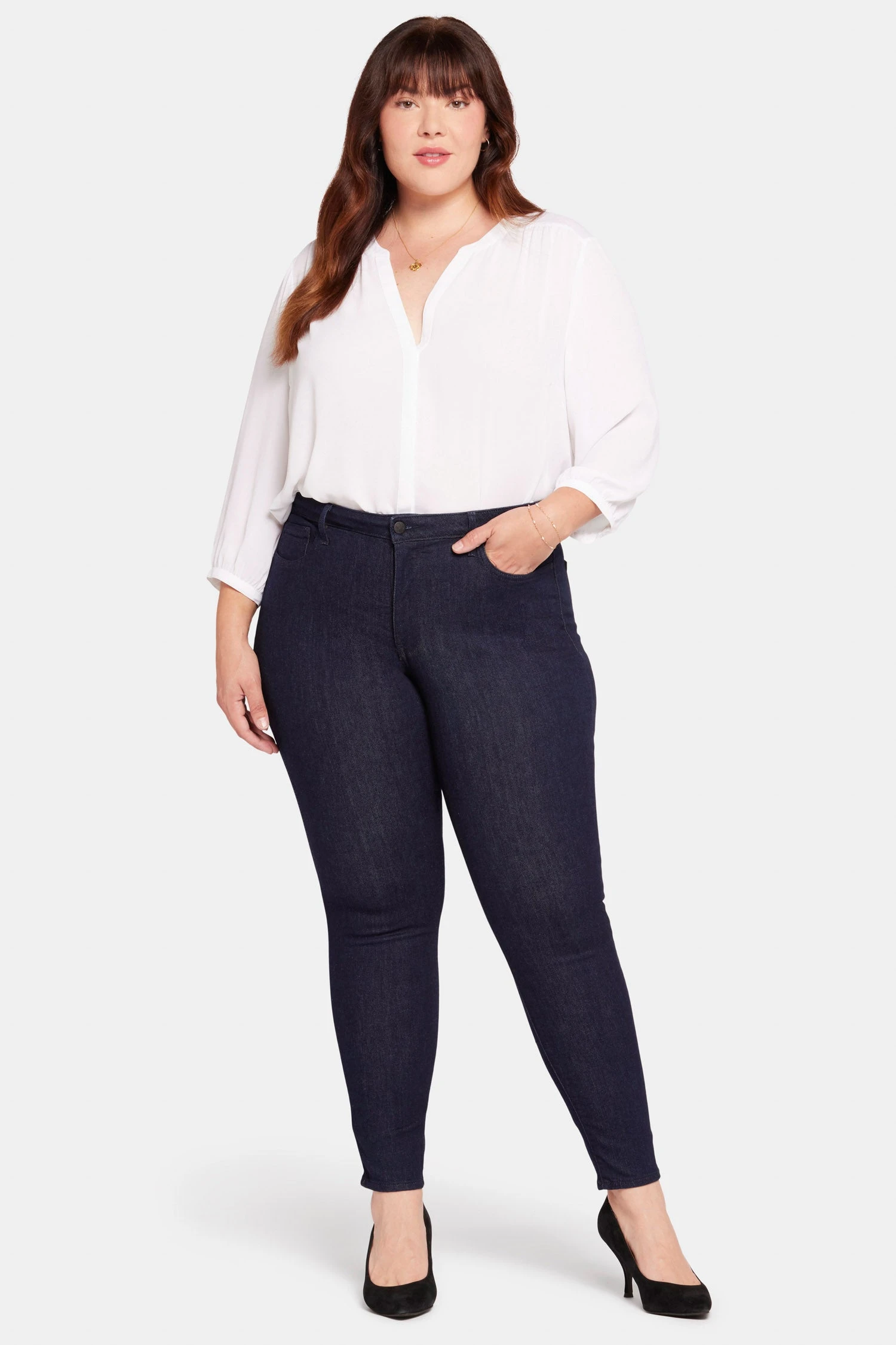 Ami Skinny Jeans In Plus Size - Rinse 4 Ami Skinny Jeans In Plus Size - Rinse - Image 4