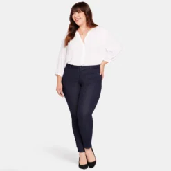 Ami Skinny Jeans In Plus Size - Rinse 13 Ami Skinny Jeans In Plus Size - Rinse -Nydj Apparel Shop WPRIAS8515 RINSE DPA