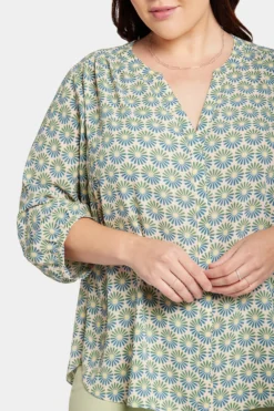 Pintuck Blouse In Plus Size - Blue Blossoms 11 Pintuck Blouse In Plus Size - Blue Blossoms -Nydj Apparel Shop WS1F0537 U1094 6