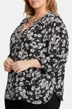 Pintuck Blouse In Plus Size - Stefania 11 Pintuck Blouse In Plus Size - Stefania -Nydj Apparel Shop WS1F0537 U1102 6