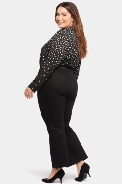 Waist-Match™ Julia Relaxed Flared Jeans In Plus Size - Black Rinse 11 Waist-Match™ Julia Relaxed Flared Jeans In Plus Size - Black Rinse -Nydj Apparel Shop WSHB8611 BLKRI 6