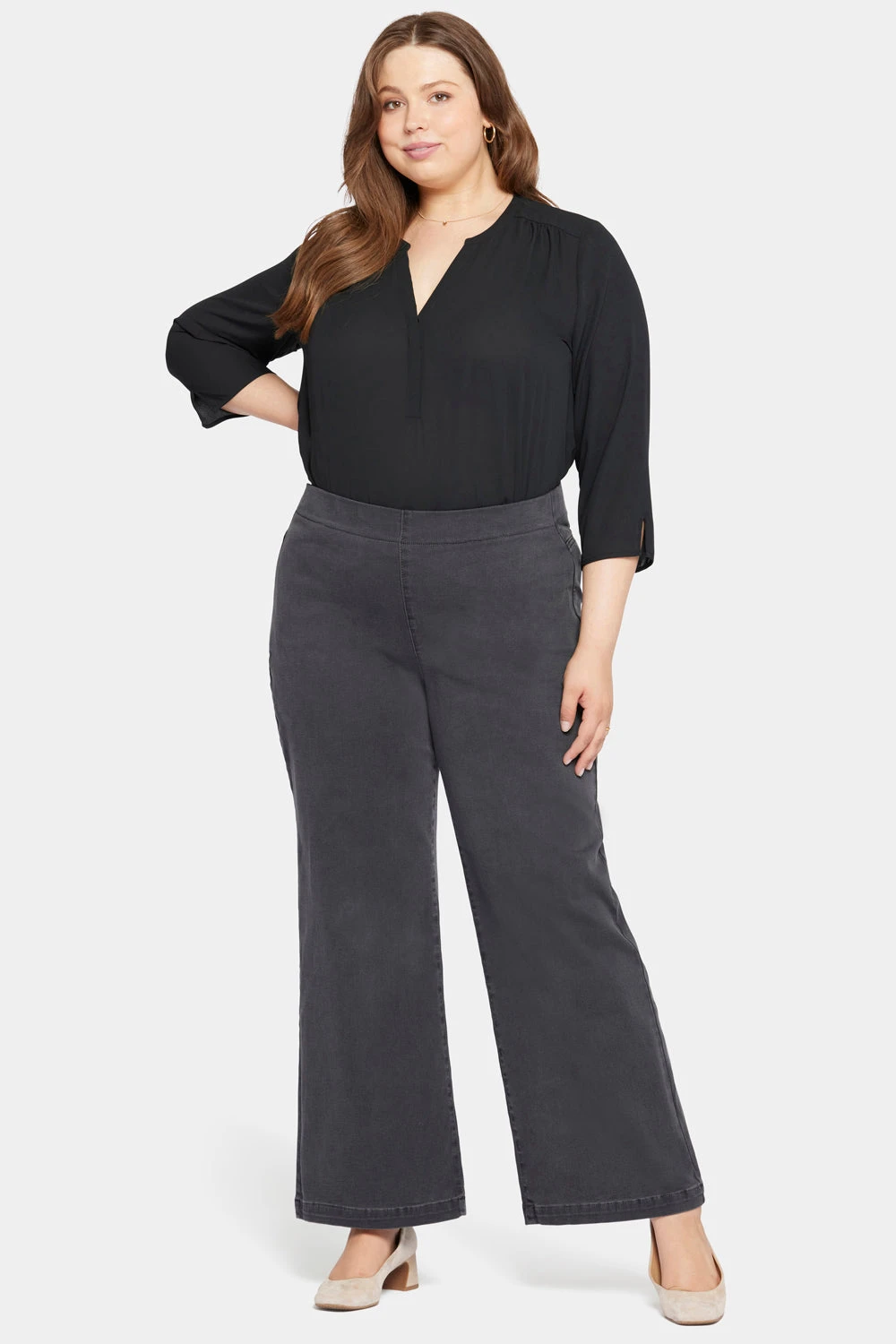 Pull-On Teresa Wide Leg Jeans In Plus Size - Sierra 4 Pull-On Teresa Wide Leg Jeans In Plus Size - Sierra - Image 4