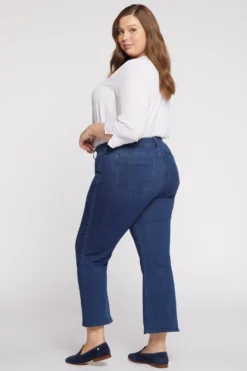 Waist-Match™ Relaxed Flared Jeans In Plus Size - Genesis 12 Waist-Match™ Relaxed Flared Jeans In Plus Size - Genesis -Nydj Apparel Shop WSHD8611 GENES 6 d295d467 cc6f 4d3c 931e 32cf631c9007