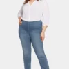 Pull-on Straight Jeans In Plus Size - Pristine