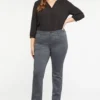 Marilyn Straight Pants In Plus Size - Lyon Herri