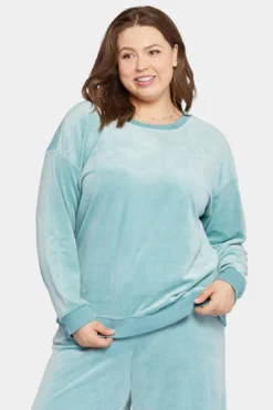 Velour Basic Sweatshirt In Plus Size - Dutch Blue